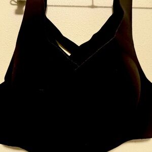 Lululemon Enlite Bra *High Support” 36C